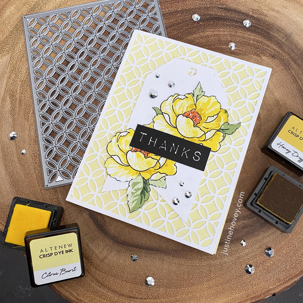 Altenew Creativity Kit Featurette Multi-Masking On A One Layer Card Class
