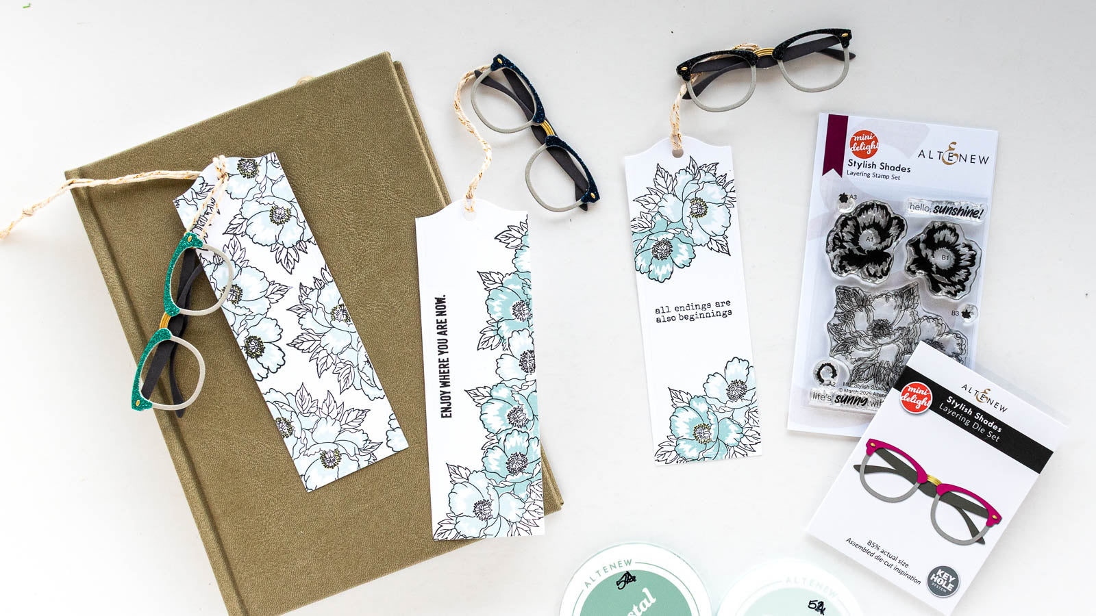 @altenew_stylish bookmarks by Nathalie DeSousa