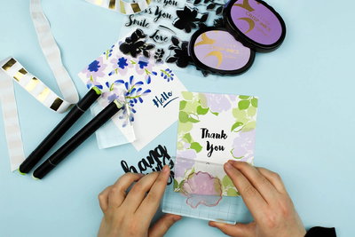 How to Make a Beautiful Handmade Card in 15 Minutes