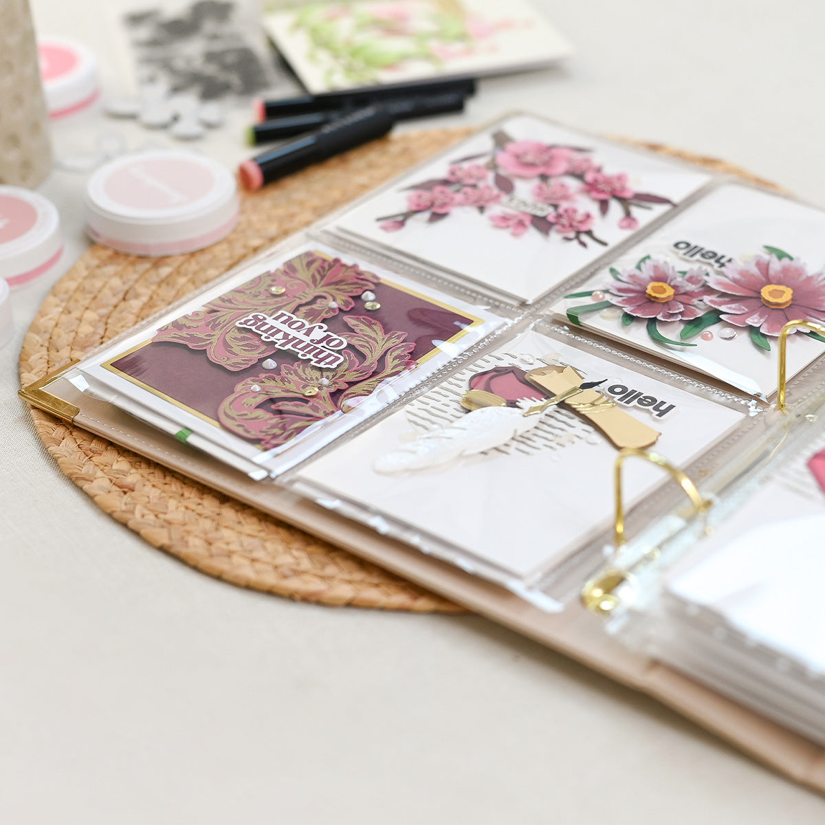 PEACH UNION、IZAM CD3枚セット。On My Own 収録 9x12 Three-Ring Album - Ivory | Altenew for Beautiful Keepsakes