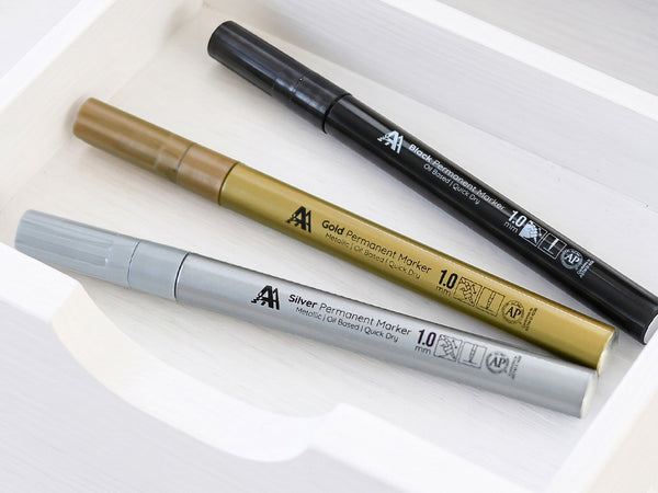 Keep your markers lying horizontally when not in use to ensure a steady, smooth ink flow.