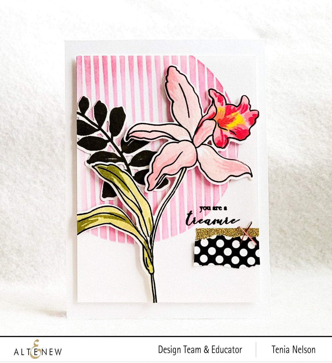 Altenew Build-A-Flower Set Build-A-Flower: Laelia Layering Stamp & Die Set