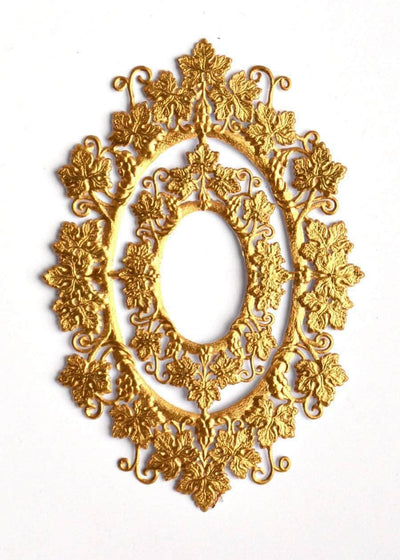 Altenew Embellishments Vineleaf Frame