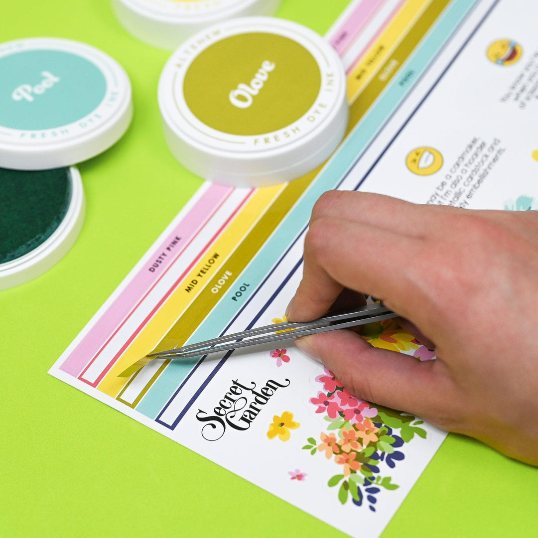 Label Sticker Pad Round Ink Pads Label Set - Deco Garden | Altenew