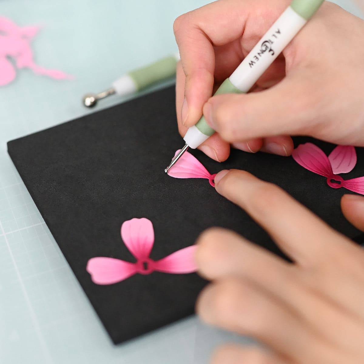 Petal Shaper Tool Set for Floral Crafting | Altenew